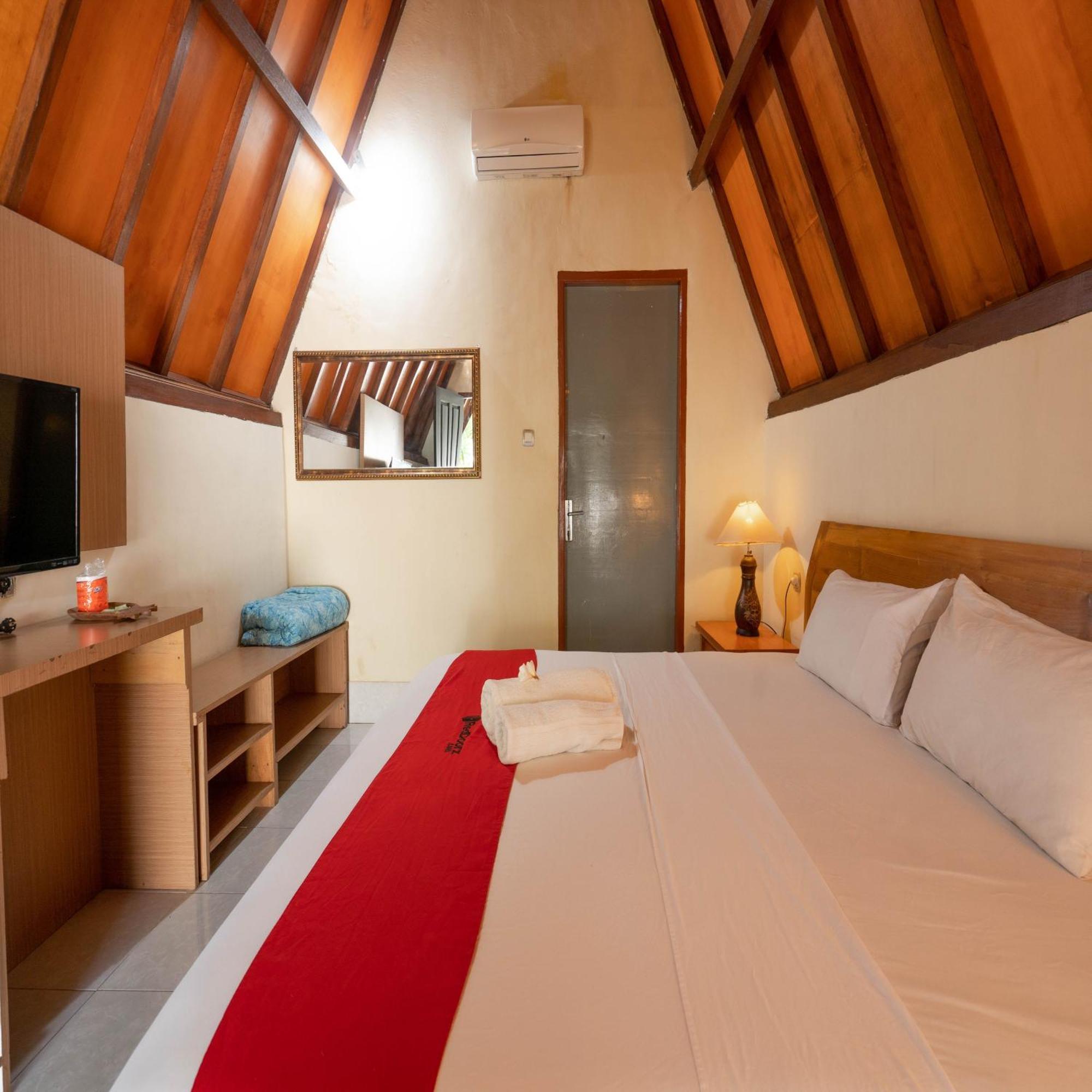Reddoorz At Ocean 2 Gili Trawangan Hotel Exterior photo