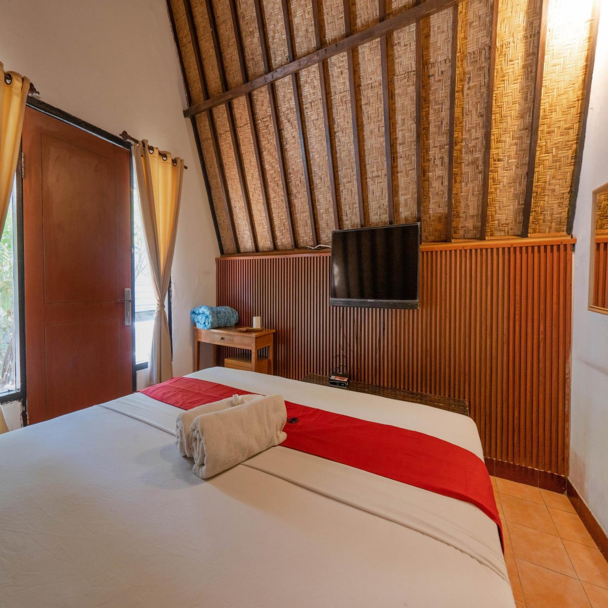Reddoorz At Ocean 2 Gili Trawangan Hotel Exterior photo