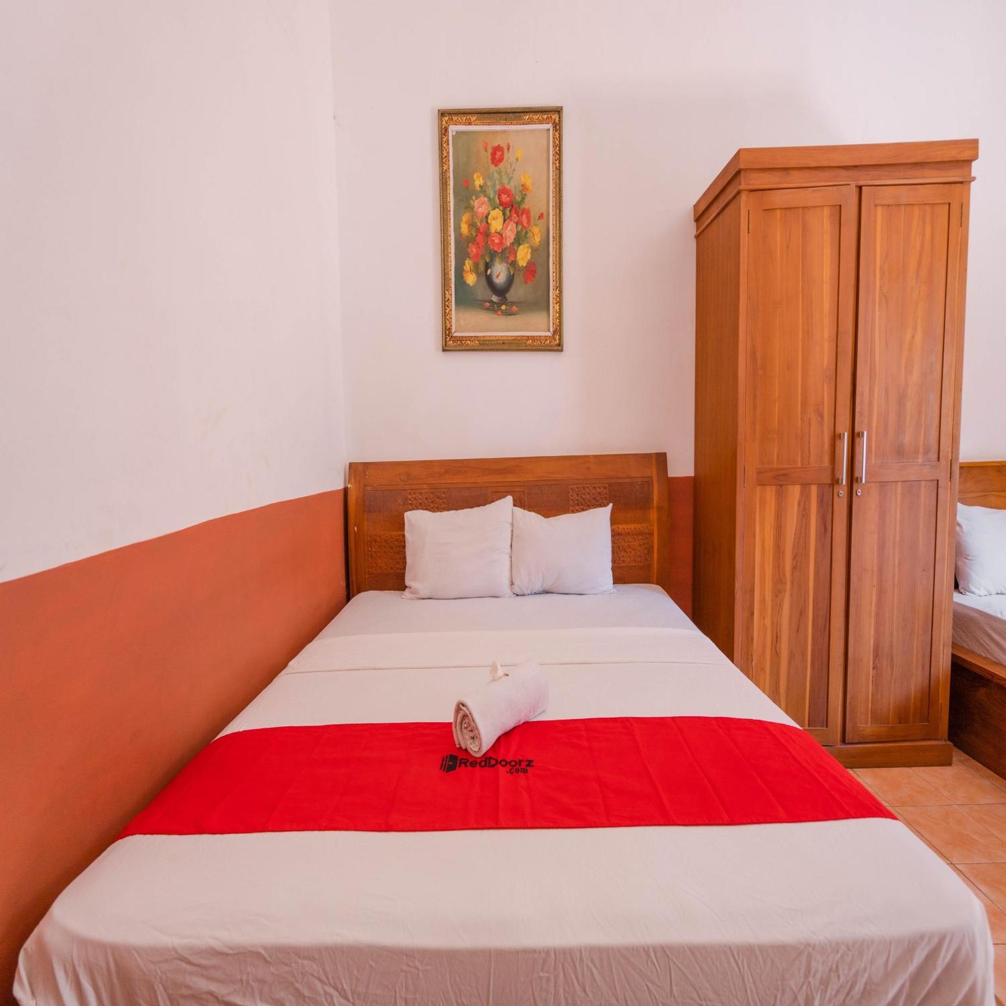 Reddoorz At Ocean 2 Gili Trawangan Hotel Exterior photo