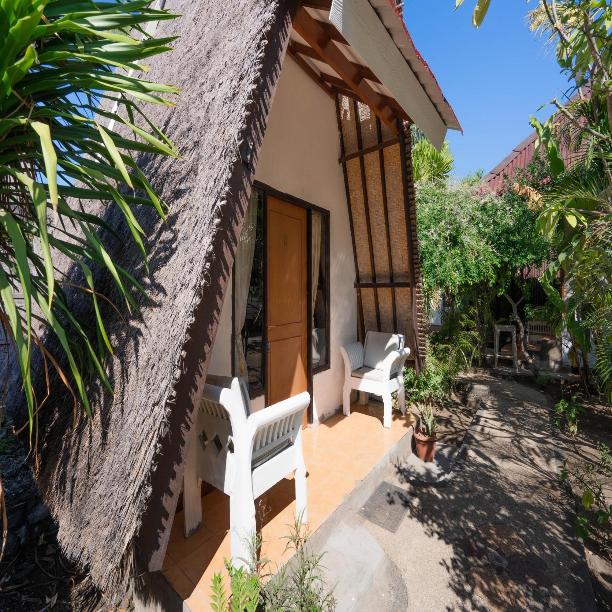 Reddoorz At Ocean 2 Gili Trawangan Hotel Exterior photo