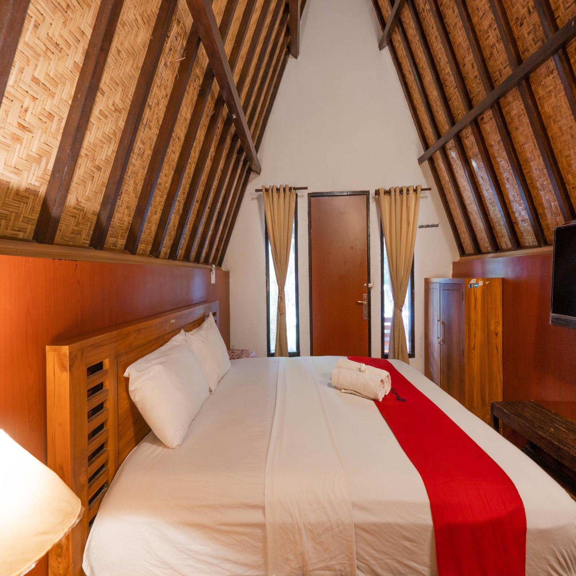 Reddoorz At Ocean 2 Gili Trawangan Hotel Exterior photo